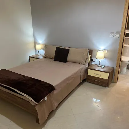 アパート Ewa - 3-bedrooms Near Sliema - St Julians Seafront グジラ