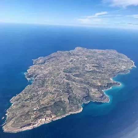 Ewa - 3-bedrooms Near Sliema - St Julians Seafront グジラ